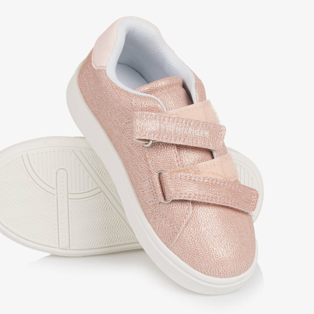 Tommy Hilfiger-حذاء رياضي جلد صناعي لامع لون زهري للبنات | Childrensalon