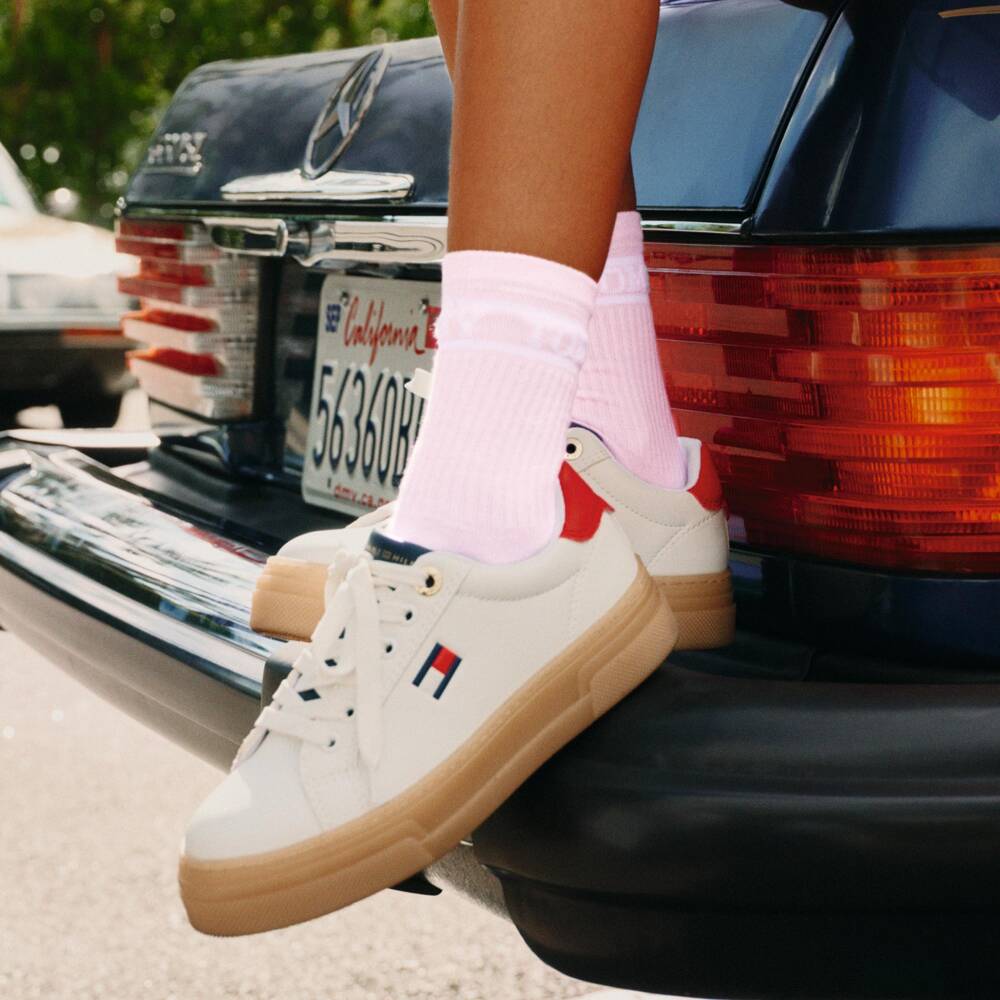 Tommy Hilfiger-Girls Pale Pink & White Logo Ankle Socks (2 Pack) | Childrensalon
