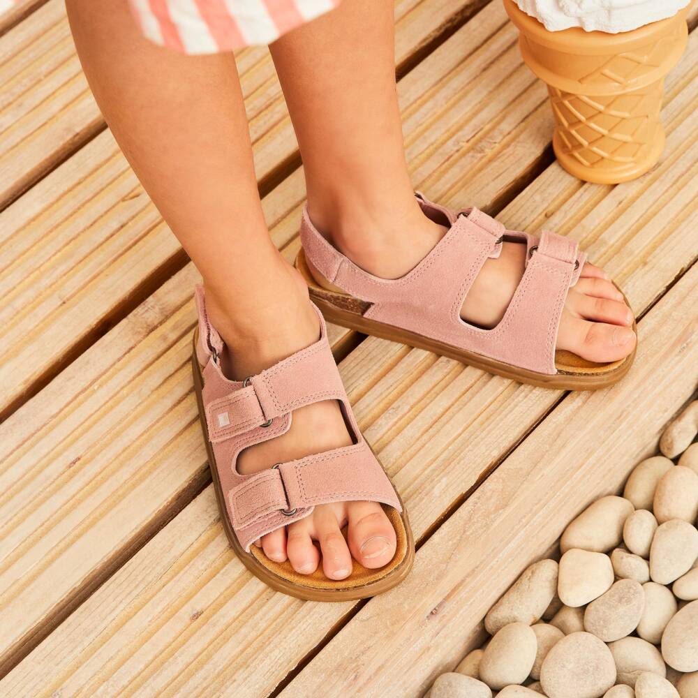 Tommy Hilfiger-صندل جلد شامواه لون زهري للبنات | Childrensalon