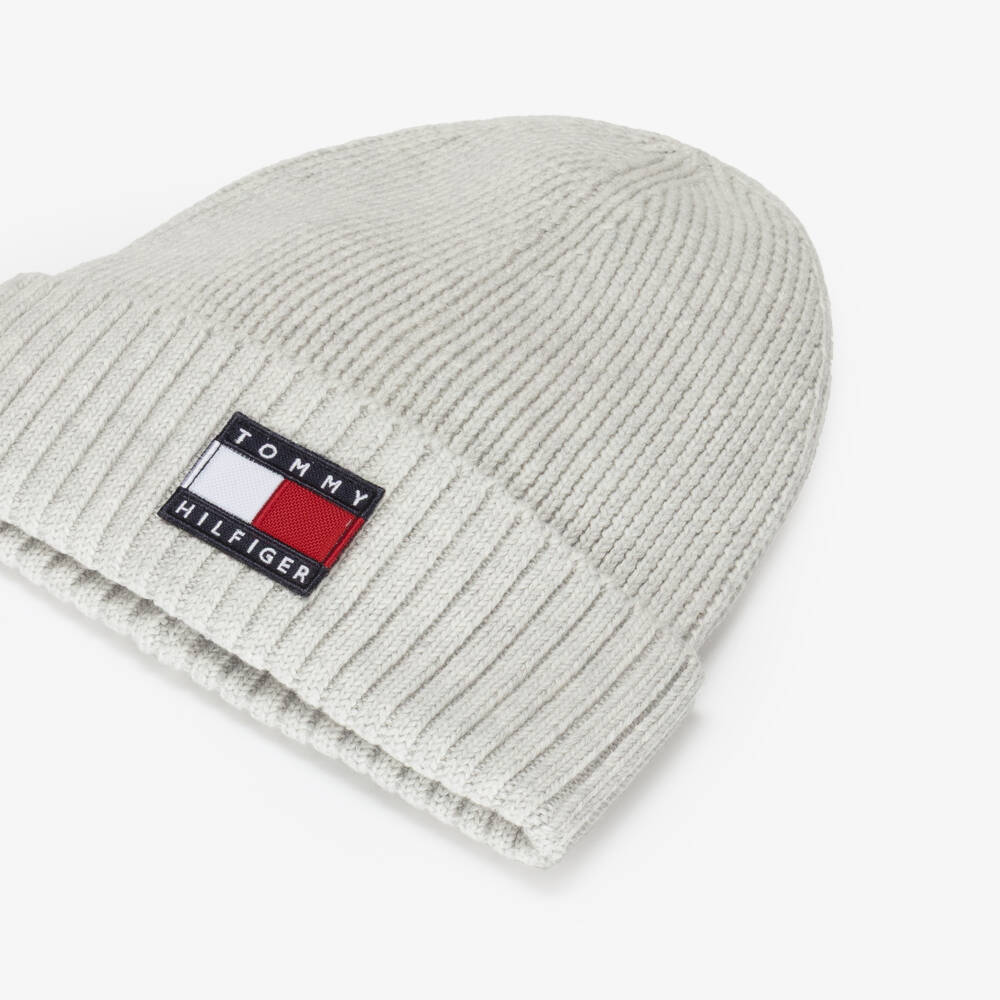 Tommy Hilfiger-Grey Cotton Knit Beanie Hat with Flag Logo | Childrensalon