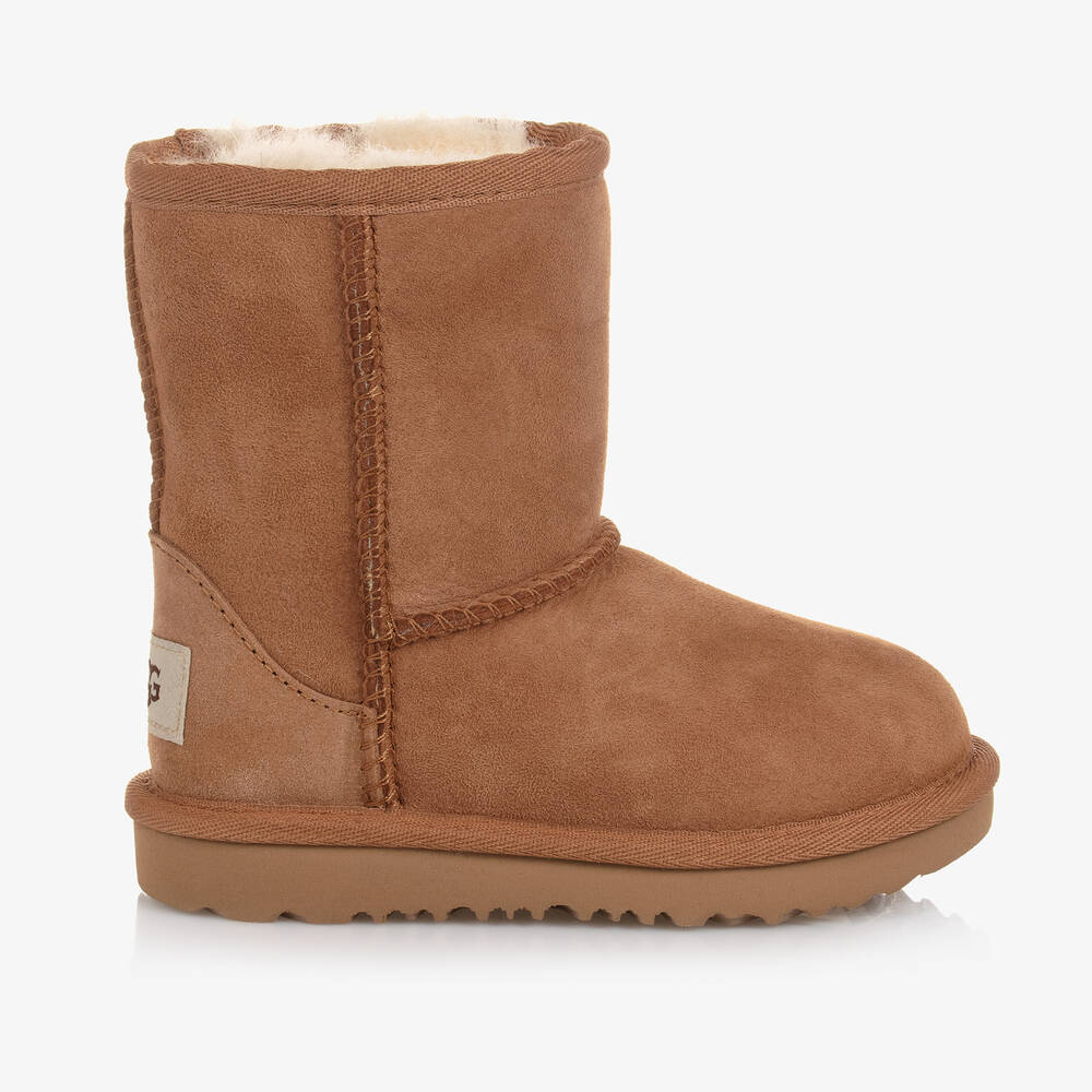 UGG-بوت كلاسيك II جلد شامواه لون بني كستنائي للأطفال | Childrensalon