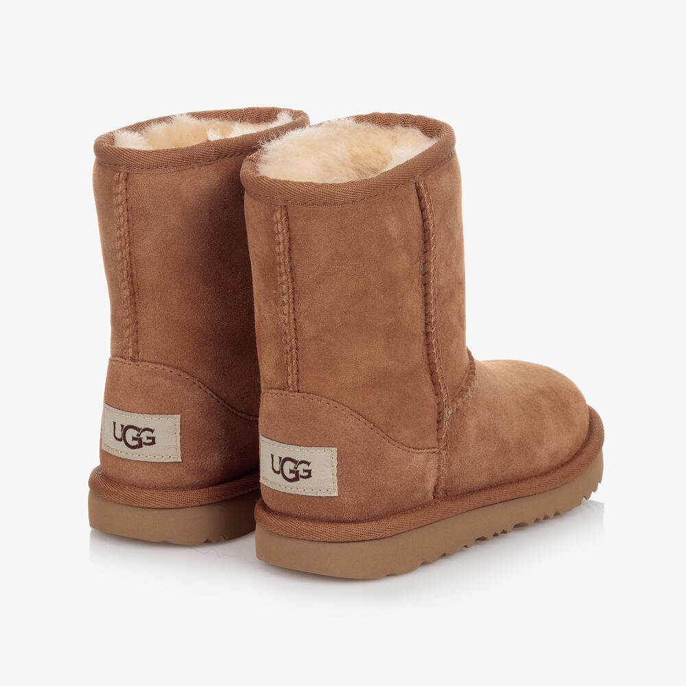 UGG-بوت كلاسيك II جلد شامواه لون بني كستنائي للأطفال | Childrensalon