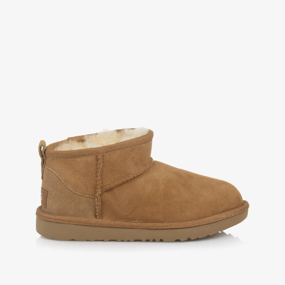 UGG-بوت جلد شامواه لون بني كستنائي | Childrensalon