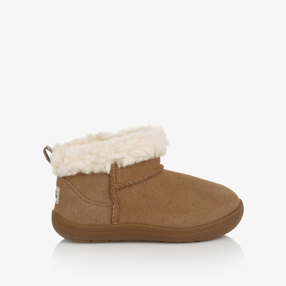 UGG-Chestnut Suede Kinsey Boots | Childrensalon