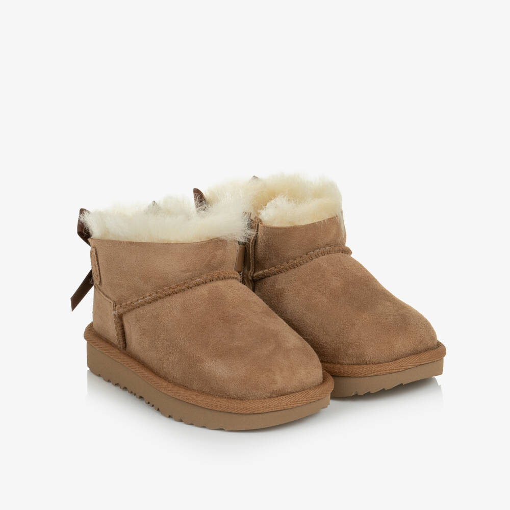 UGG-Girls Chestnut Brown Ultra Mini Bailey Bow Boots | Childrensalon