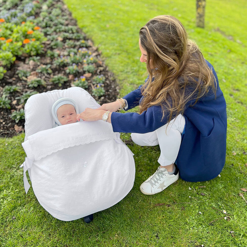 Uzturre-White Car Seat Baby Nest (75cm) | Childrensalon
