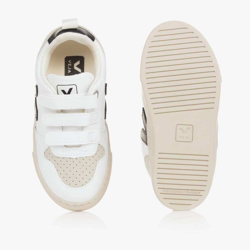 VEJA-حذاء رياضي  V-10 جلد صناعي لون أسود وأبيض | Childrensalon