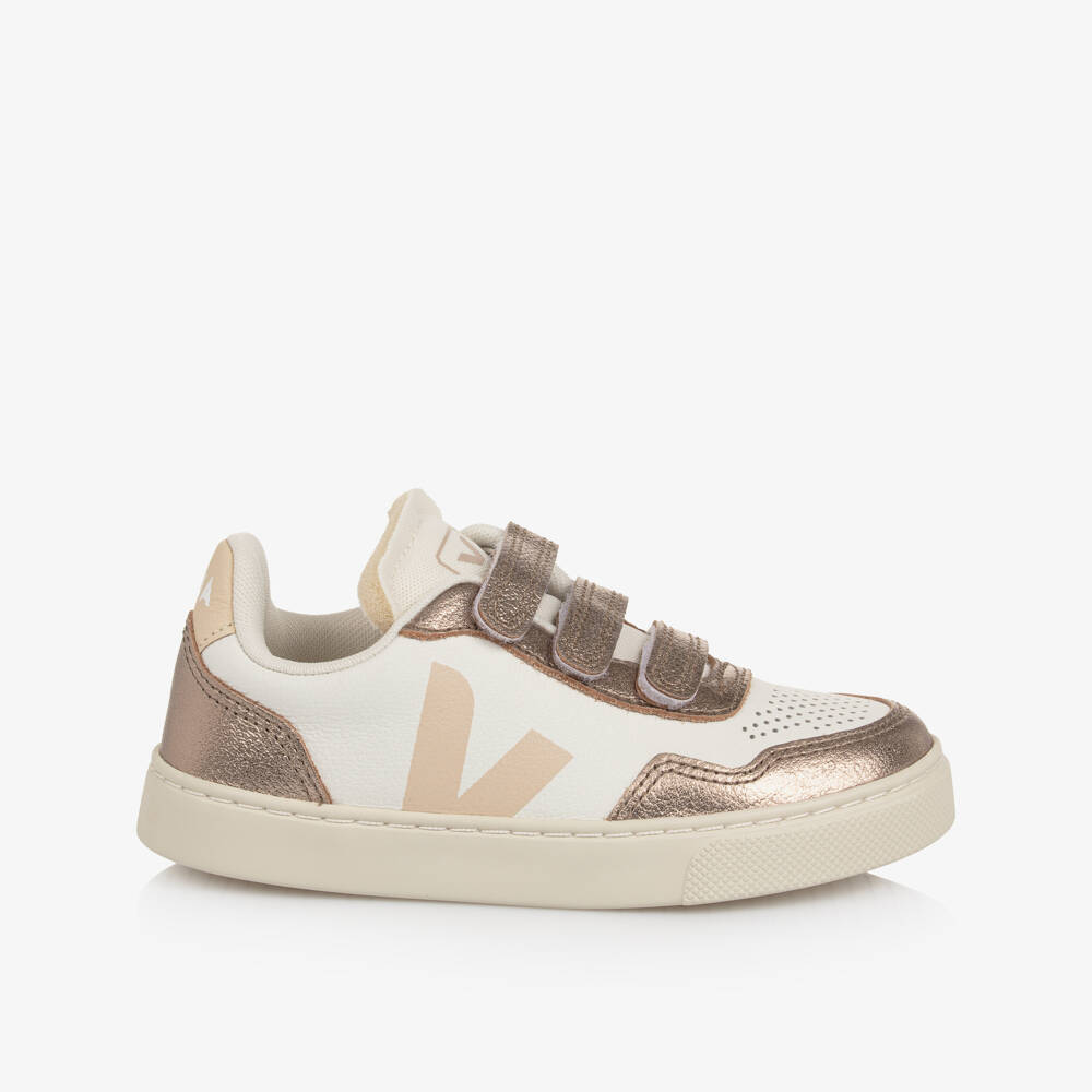 VEJA-White & Sable Bronze Small V-90 Leather Velcro Trainers | Childrensalon