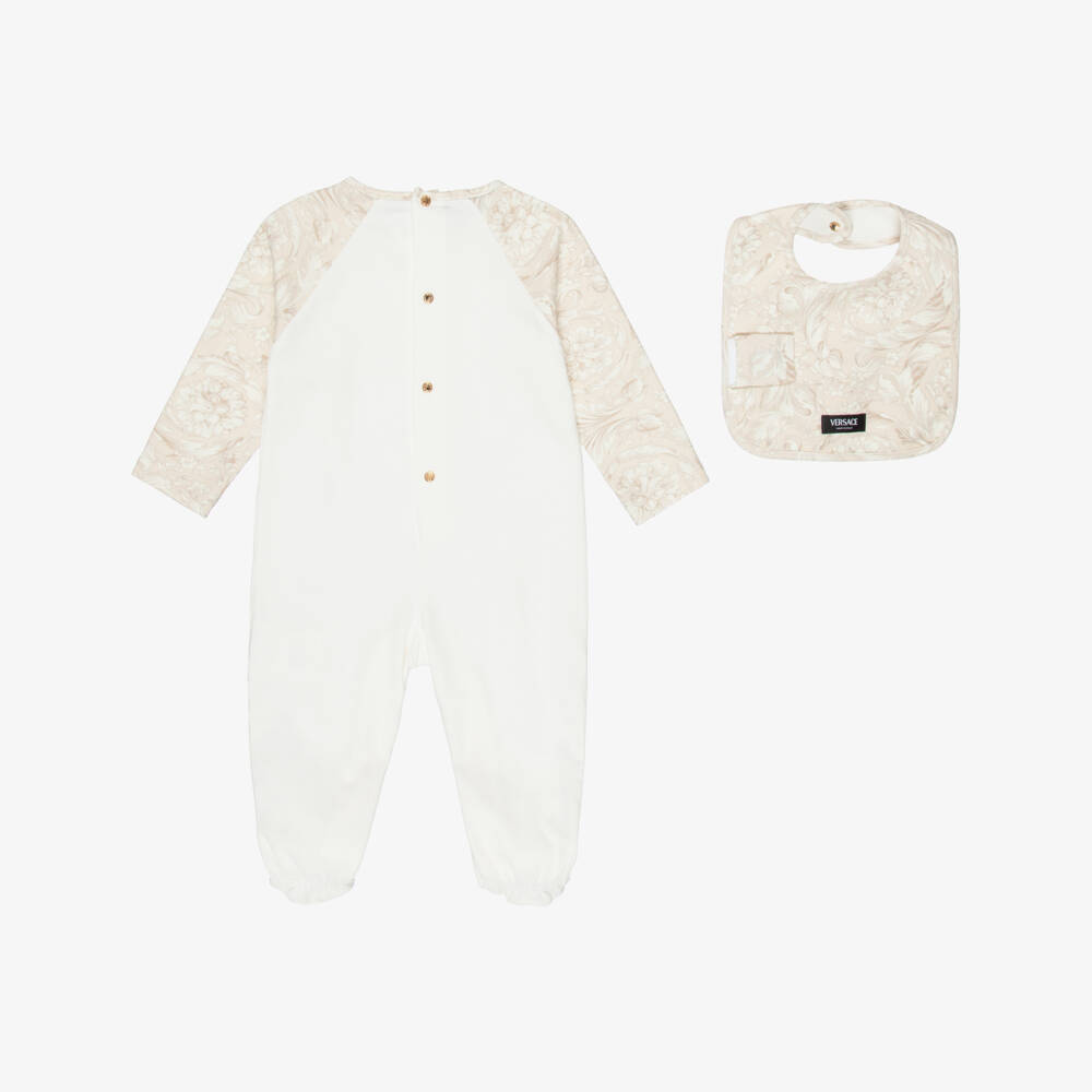 Versace-Комплект с комбинезоном кремово-бежевый хлопковый Whisper Barocco для малышей | Childrensalon