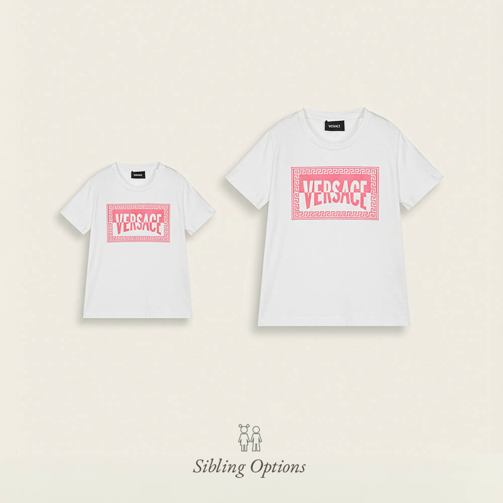 Versace-تيشيرت قطن بشعار الماركة لون أبيض للبنات | Childrensalon
