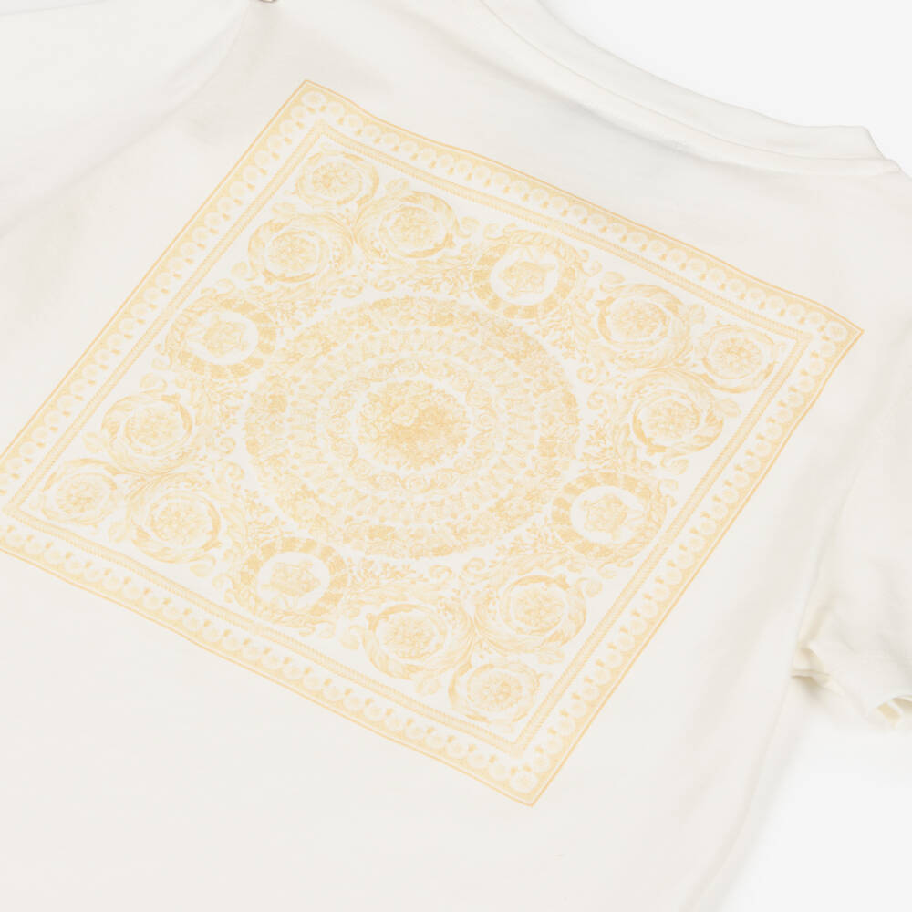 Versace-Футболка белая хлопковая с золотым принтом Barocco | Childrensalon