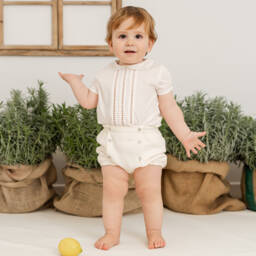 Artesanía Granlei-Baby Boys Ivory Cotton Buster Suit | Childrensalon