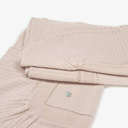 Artesanía Granlei-Beige Knitted Shawl with Logo Charm | Childrensalon