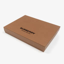 Burberry-White Cotton Towel & Mitt Baby Gift Set | Childrensalon