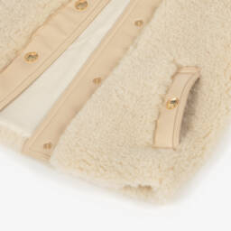 Chloé-Girls Beige Sherpa Fleece & Faux Leather Trim Gilet | Childrensalon