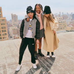 DKNY-Джоггеры чёрные из миланского трикотажа для мальчиков | Childrensalon