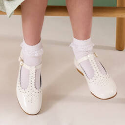 Falke-Girls White Cotton Socks With Lace Frill | Childrensalon