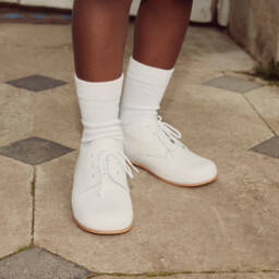 Falke-White Cotton Knitted Ankle Socks | Childrensalon