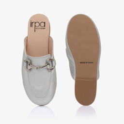 Irpa-Girls Silver Leather Slip-On Loafers | Childrensalon