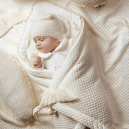 Jamiks-Ivory Cotton Angel Wing Nest (70cm) | Childrensalon