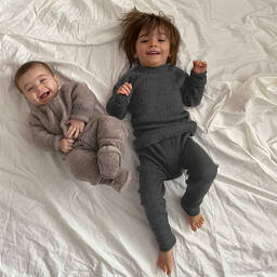 Joha-أفرول رومبر صوف مارينو لون بيج للأطفال | Childrensalon