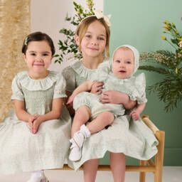 Kidiwi-Baby Girls Green Hand-Smocked Cotton Shortie | Childrensalon