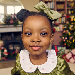 Kidiwi-Girls Green Velvet Hand-Embroidered Hair Clip (15cm) | Childrensalon