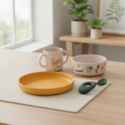 Liewood-Beige Animal Print Silicone Tableware Set (4 pieces) | Childrensalon