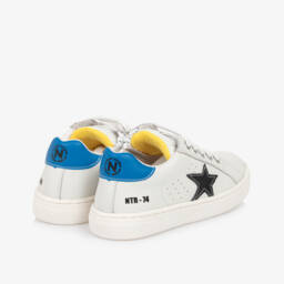 Naturino-Boys White Leather & Black Star Lace-Up Trainers | Childrensalon