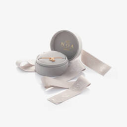 NOA Mini- شكل فيل ذهب وردي عيار 18 قيراط ومزين بألماس | Childrensalon