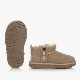 UGG-بوت جلد شامواه لون بيج | Childrensalon