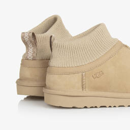 UGG-بوت كلاسيكي جلد شامواه لون بيج | Childrensalon