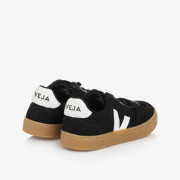 VEJA-حذاء رياضي سهل الارتداء كانفاس لون أسود | Childrensalon