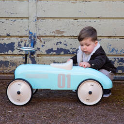 Vilac-سيارة كلاسيكية لون أزرق فاتح (76 سم) | Childrensalon