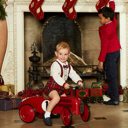 Vilac-Red Ride-On Vintage Car (76cm) | Childrensalon