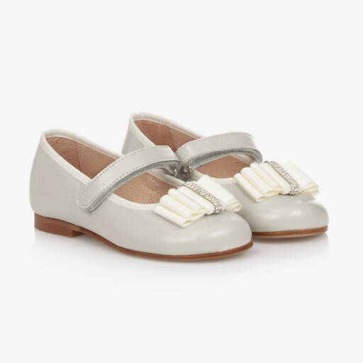 Children's Classics-Ivory Pearl Leather Ballerina Pumps | Childrensalon