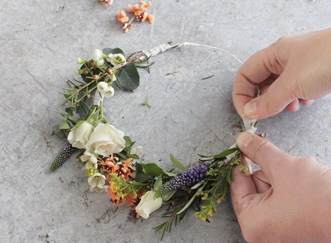 may day bank holiday, may day uk, may day holiday, how to make a flower crown, girl with flower crown, flower crown making, flower crown uk, flower crown headband, flower crown diy, flower crown tutorial, flower crown hairstyles